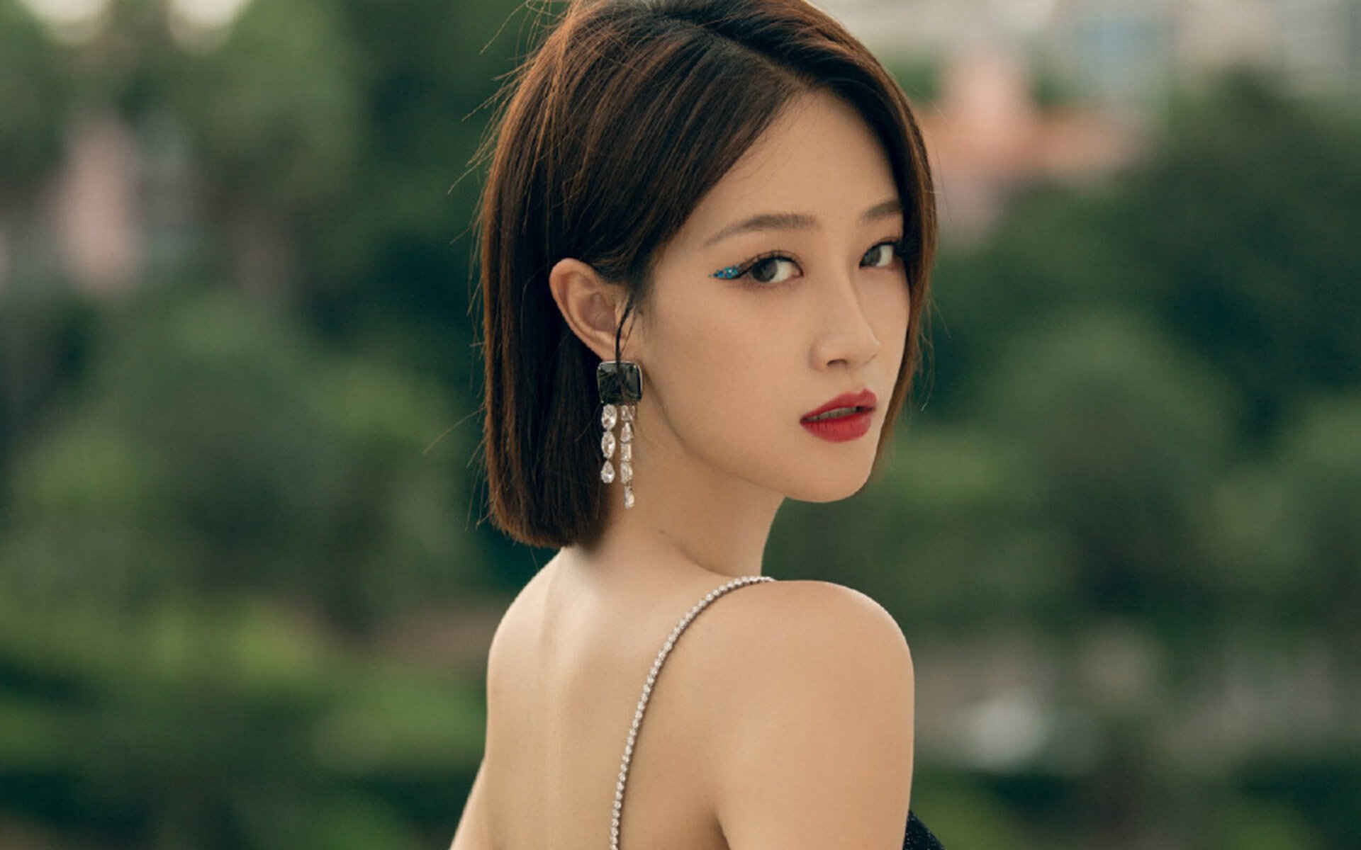 澳女队自由泳冲刺阶段反超成功,澳大利亚女子4×100自由泳